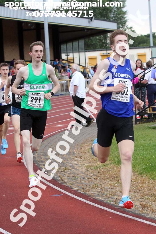 Graded 800 metres, North East Grand Prix, Monkton, Jarrow. Photo: David T. Hewitson/Sports for All Pics